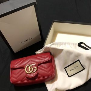 Gucci Super mini marmont
